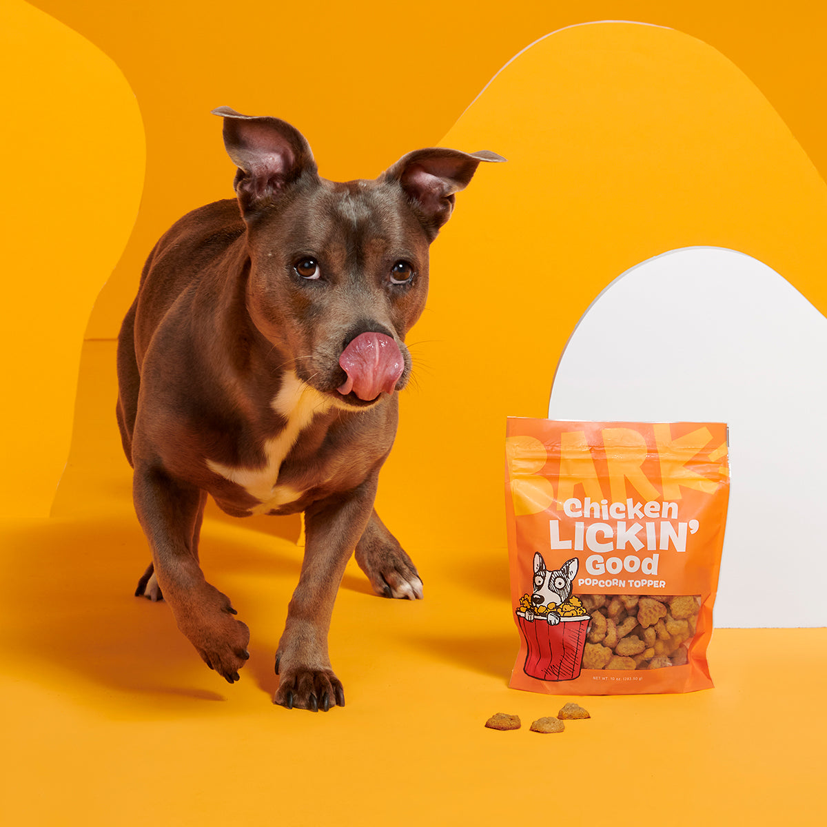 Chicken Lickin' Good Popcorn Dog Food Topper